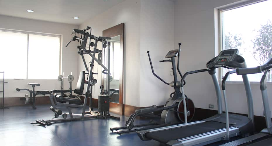 Gym in koregaon discount park